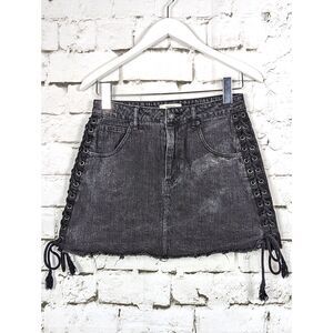 F21 Grunge Festival Mineral Wash Side Lace-Up Mini Denim Skirt Size 27